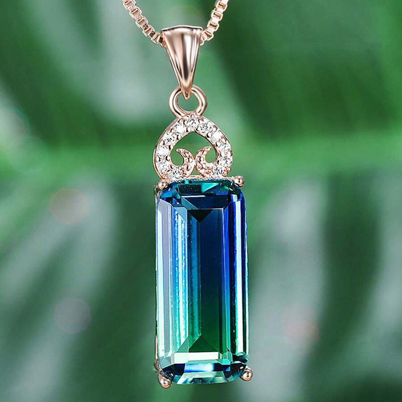 Collier Pendentif Cœur Pierre Carrée 15g - Chaîne Métallique